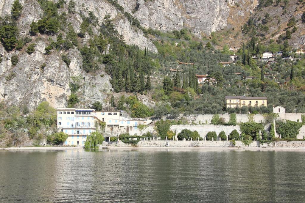 Villa Romantica Hotel Limone sul Garda Exterior foto