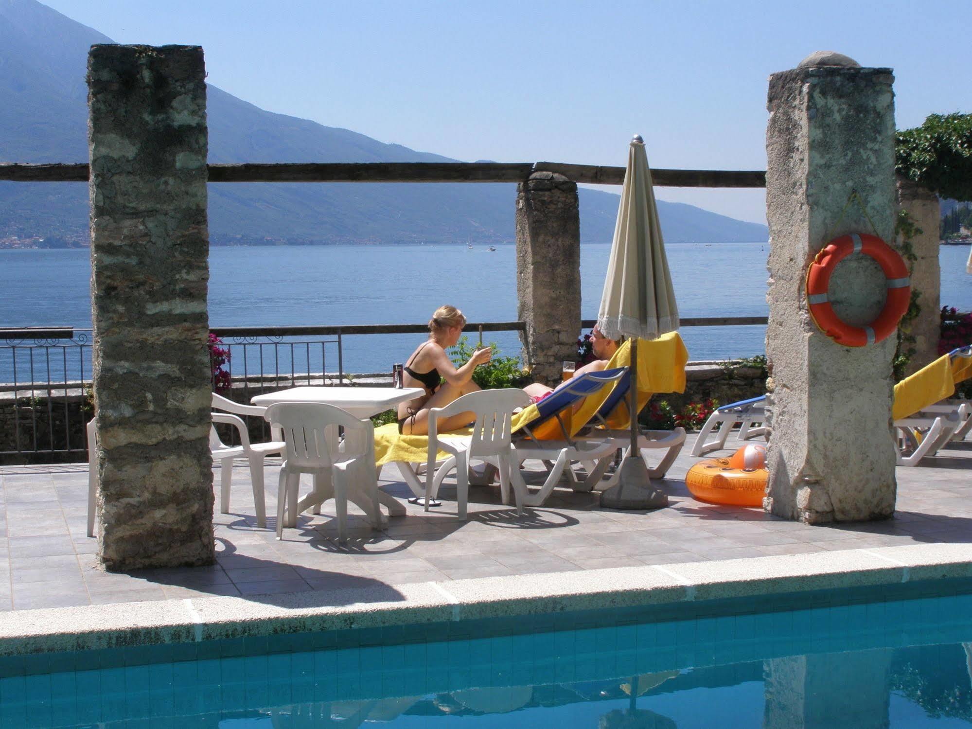 Villa Romantica Hotel Limone sul Garda Exterior foto